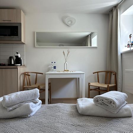 Nidos Palve Ground Zero Apartman Kültér fotó
